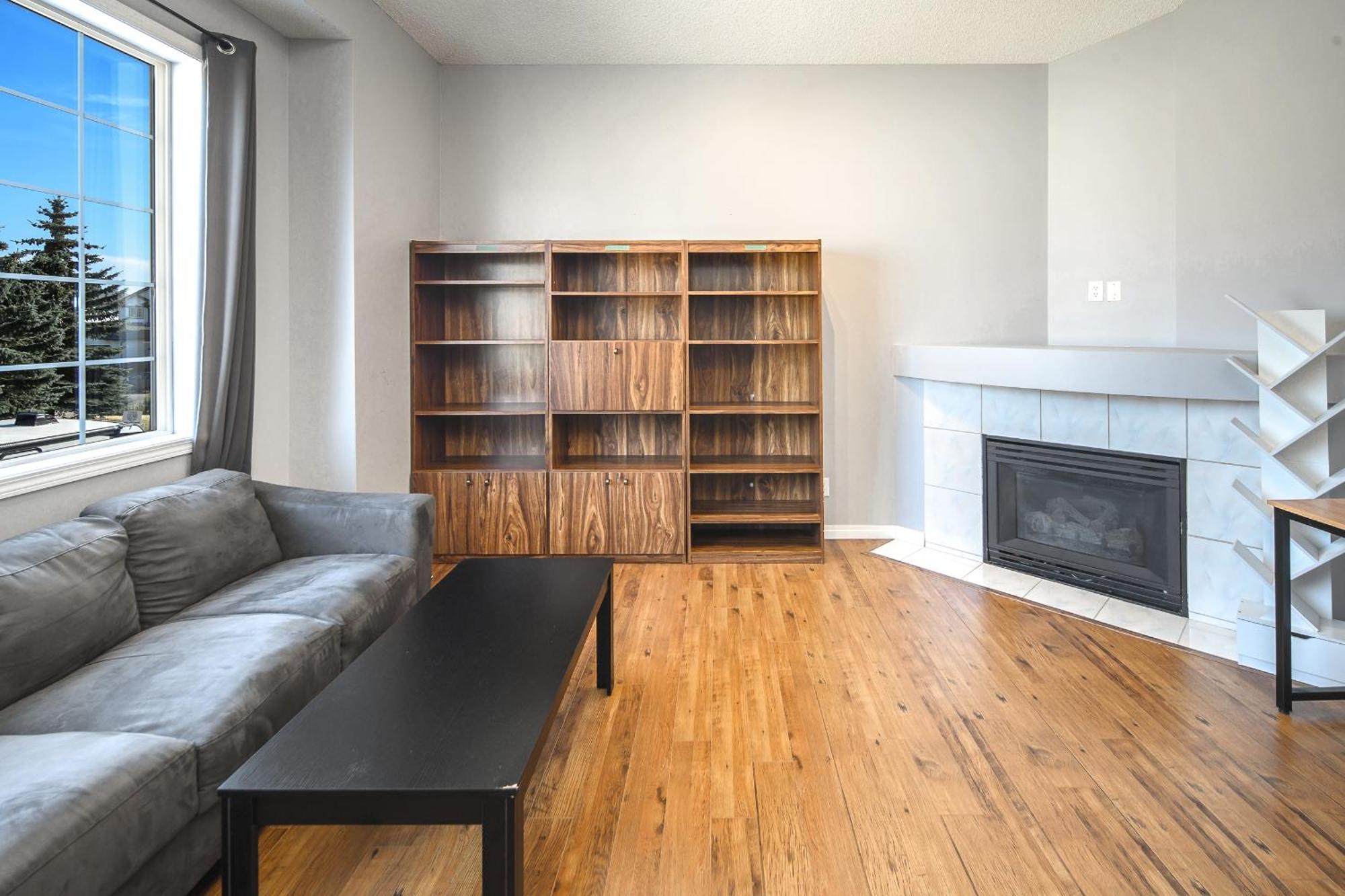 3br3ba House With Ac Pets Ok Apartment Calgary