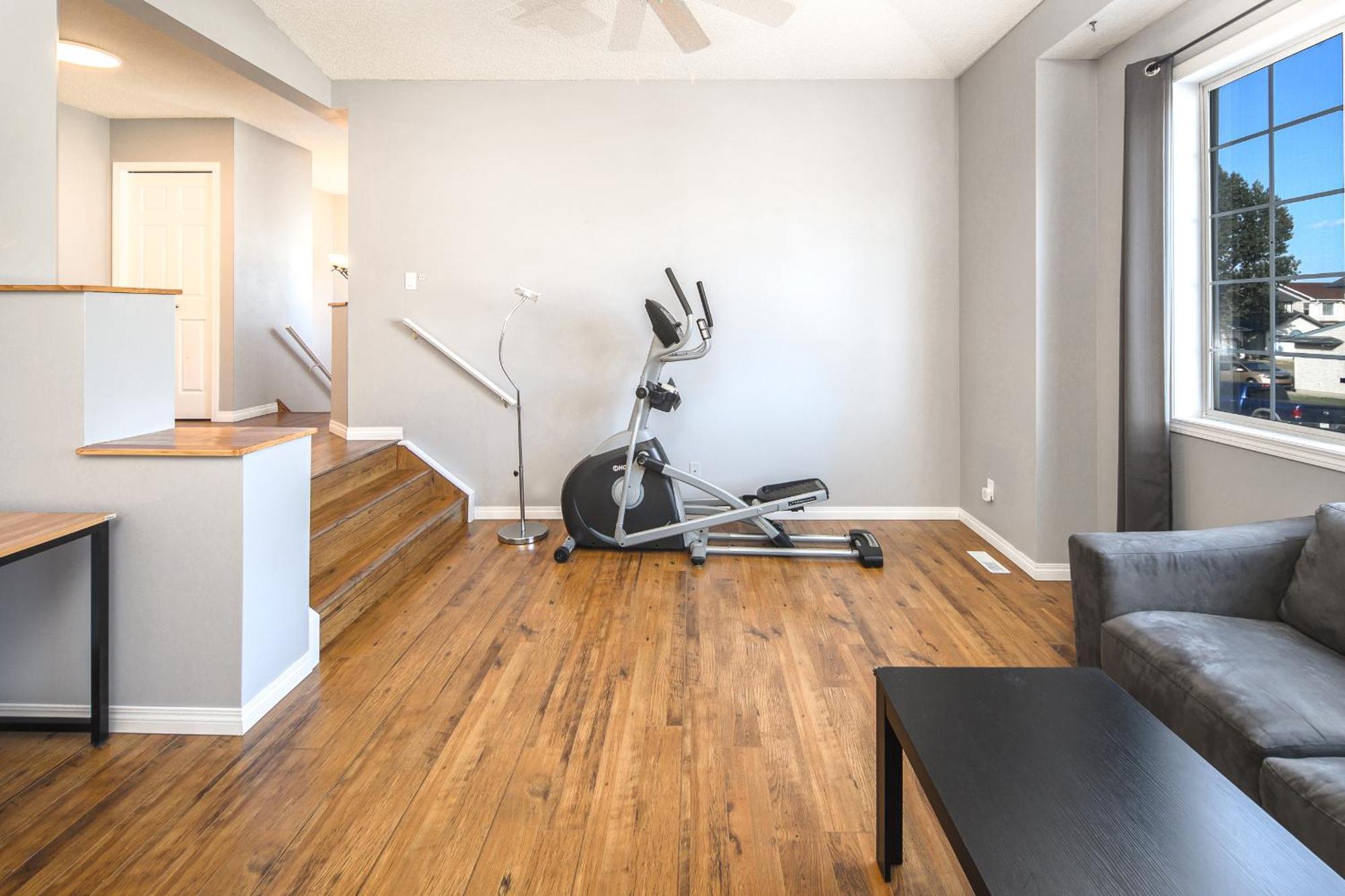 3br3ba House With Ac Pets Ok Apartment